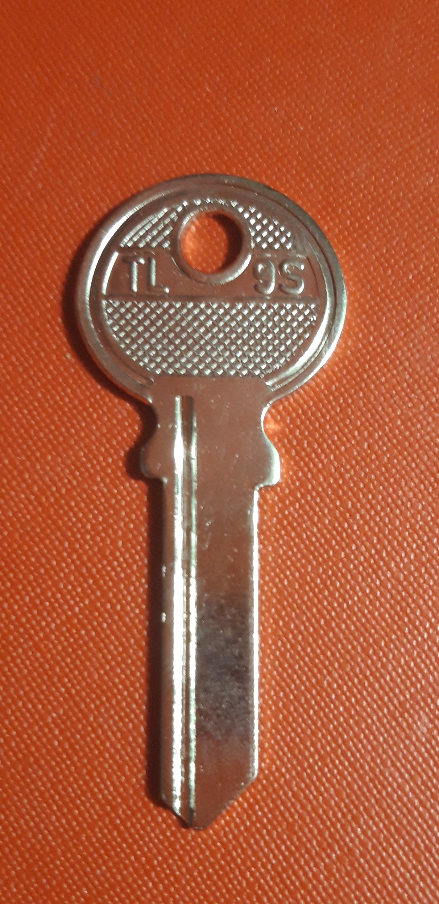 TL9S CANAS